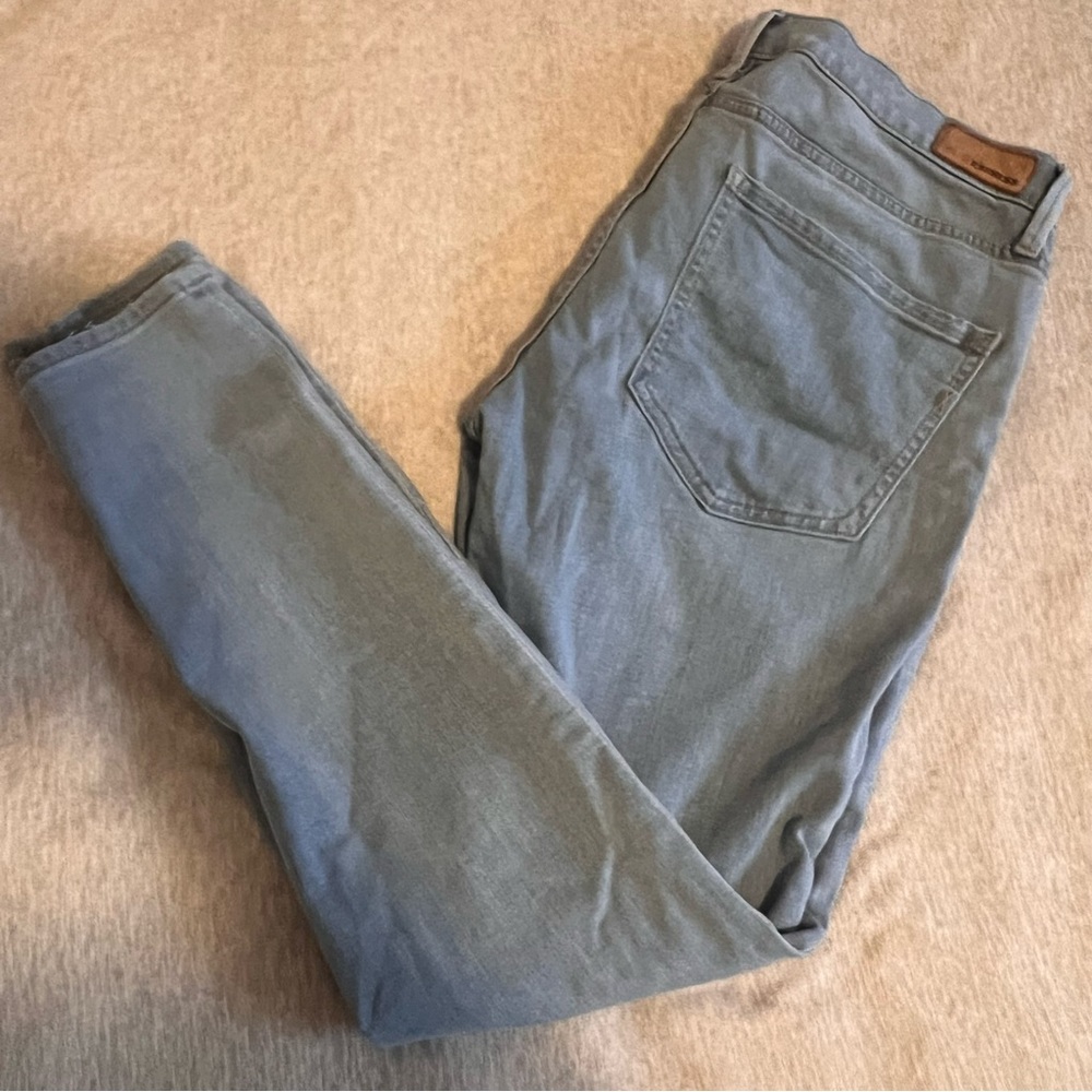 Express Mid Rise Jeans - Picture 5 of 6